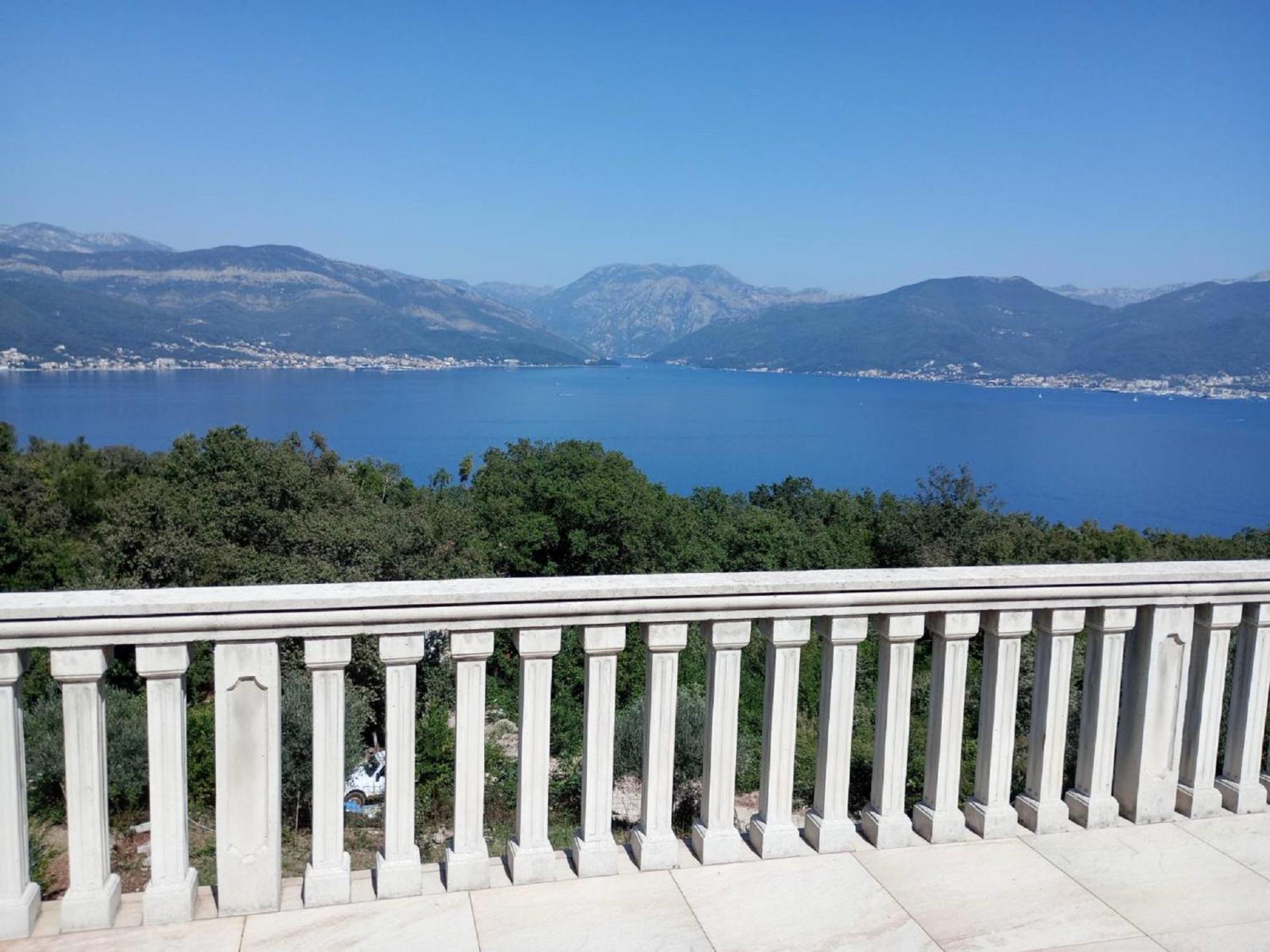 Apartments Vidikovac Tivat Exterior photo